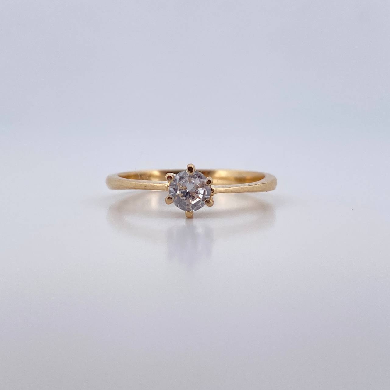 Anillo Solitario 2.85gr / T7 3/4 / Circon Blanco Oro Amarillo 18K $