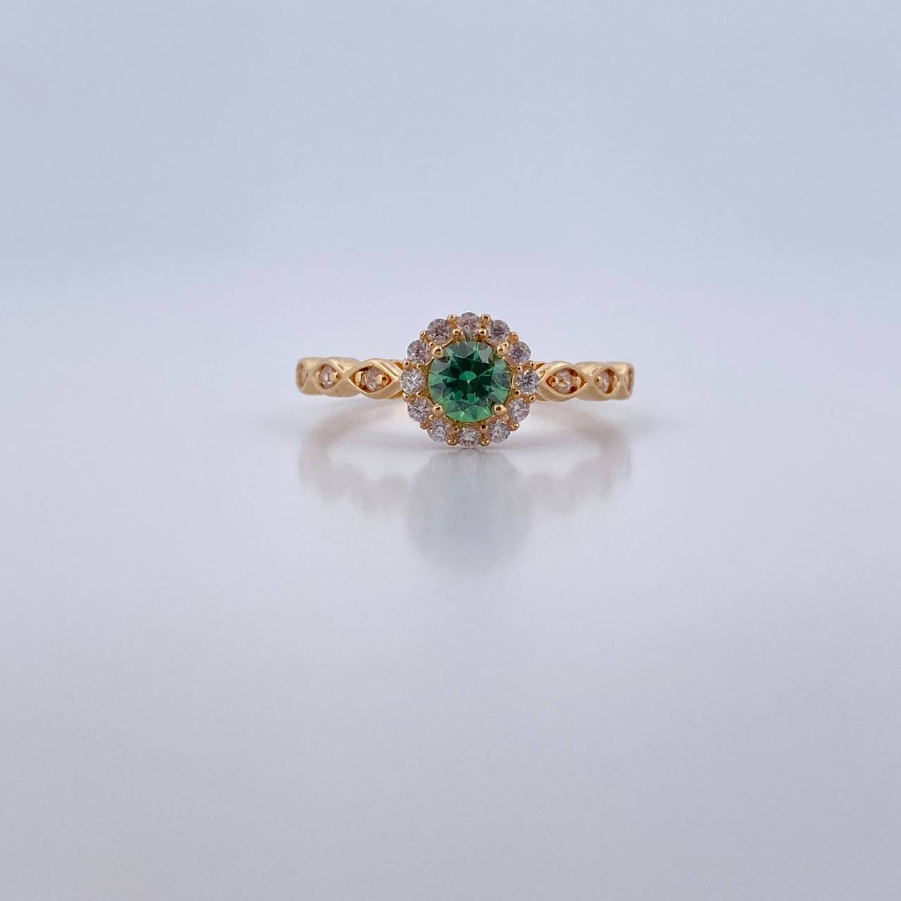 Anillo Halo 1.75gr / T5 1/4 / Circones Blancos Verde Oro Amarillo 18K $