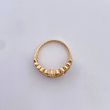 Anillo Corona Corazon 4.35gr / T7 1/4 / Circones Blancos Dos Oros Amarillo Blanco 18K $