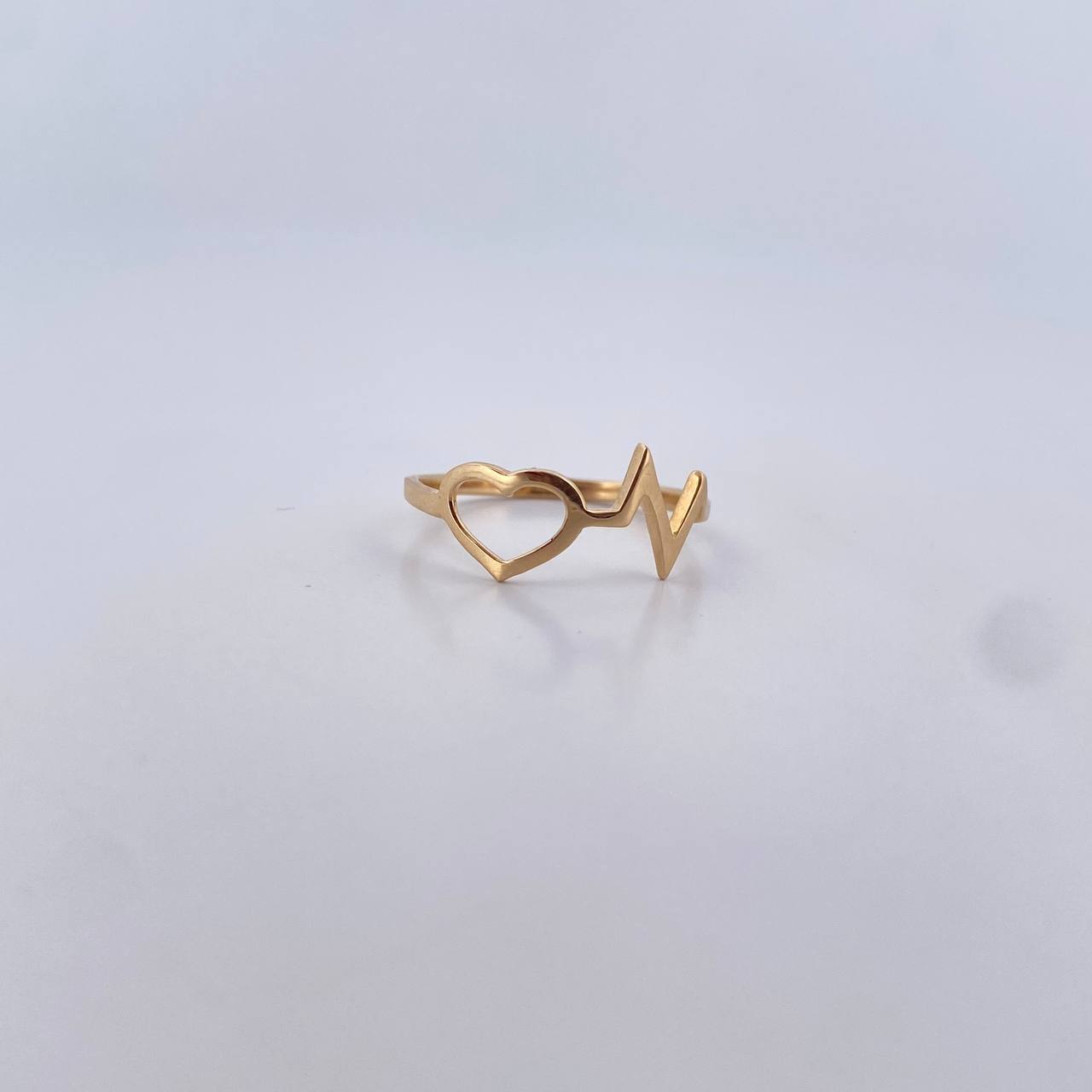 Anillo Silueta Corazon Linea Vida 1.2gr / T6 1/4 / Liso Oro Amarillo 18K $