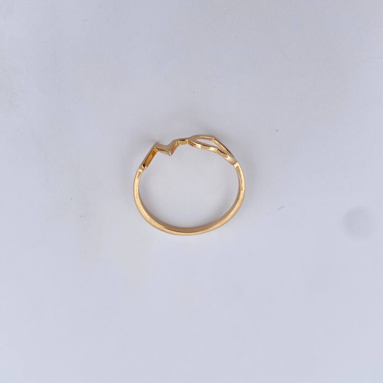 Anillo Silueta Corazon Linea Vida 1.2gr / T6 1/4 / Liso Oro Amarillo 18K $