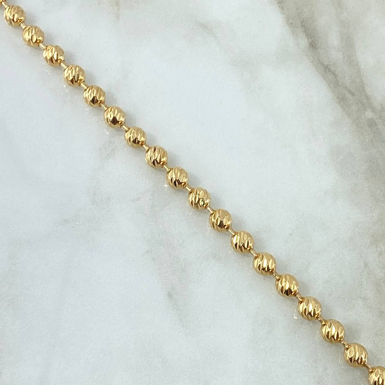 Pulso Militar 15.55gr / 21cm / 5.7mm Bolas Diamantadas Oro Amarillo 18K