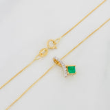 Set Cadena Veneciana + Dije Rombo Lazo Cruzado Esmeralda 15Pts Diamantes 4Pts / 1.65 g / 50 cm Oro Amarillo 18K