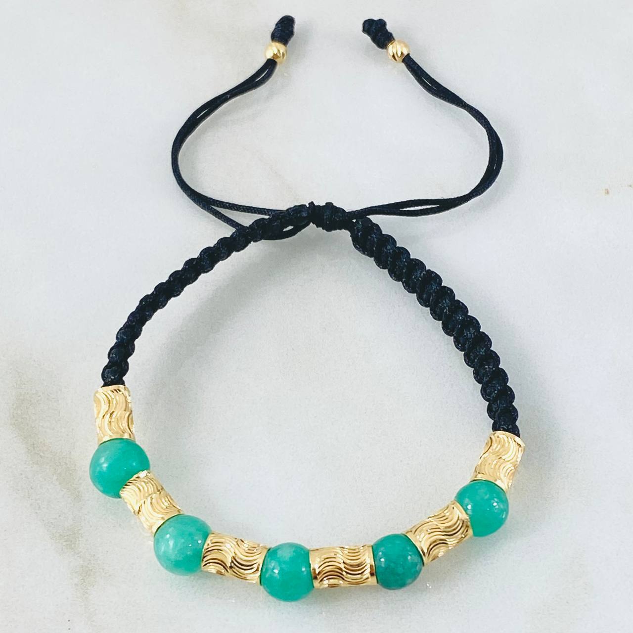 Pulsera Negra Esmeralda Segmentos Lunares 1gr / Oro Amarillo 18K *