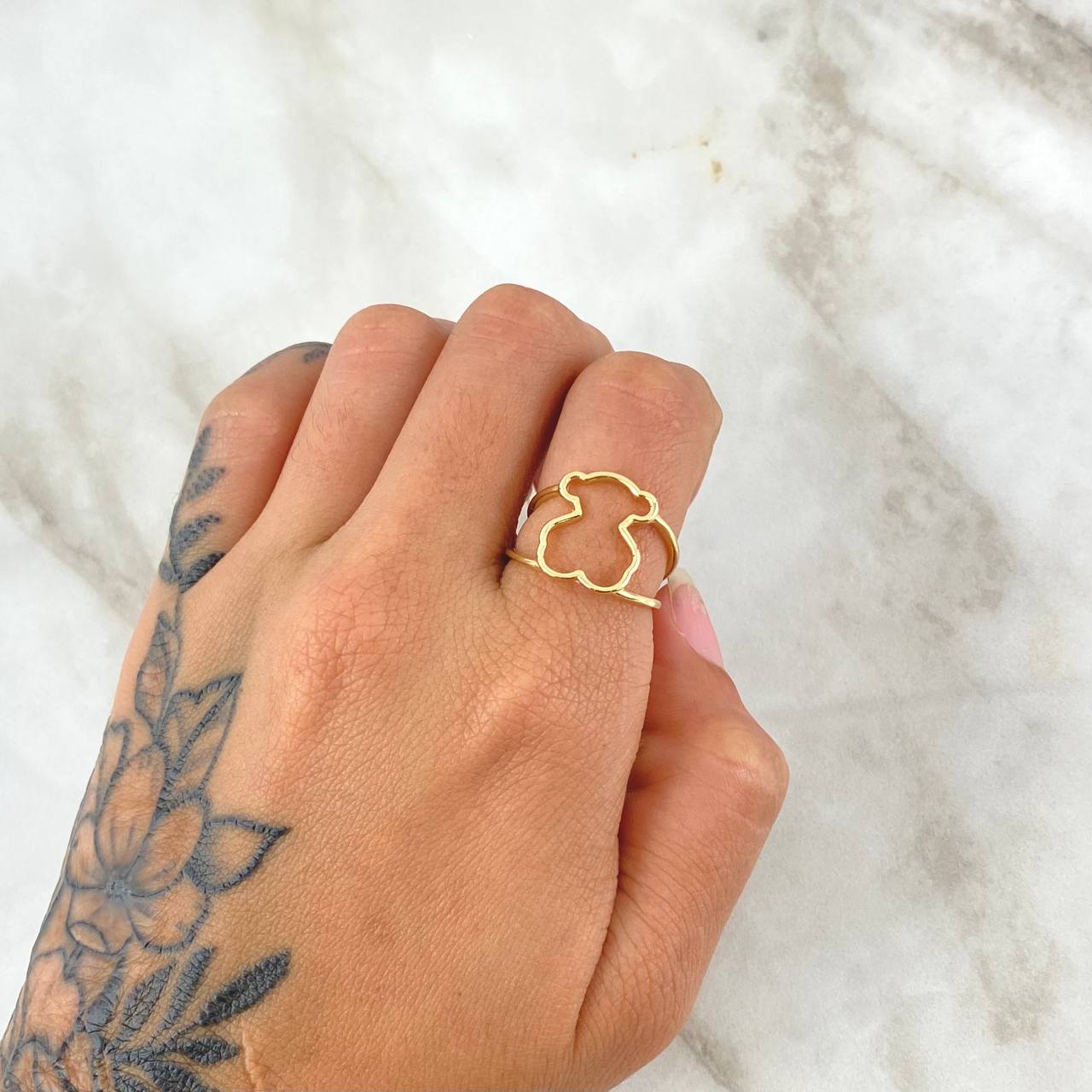 Anillo Silueta Oso TS 2.7gr / T6 / Oro Amarillo 18K ©