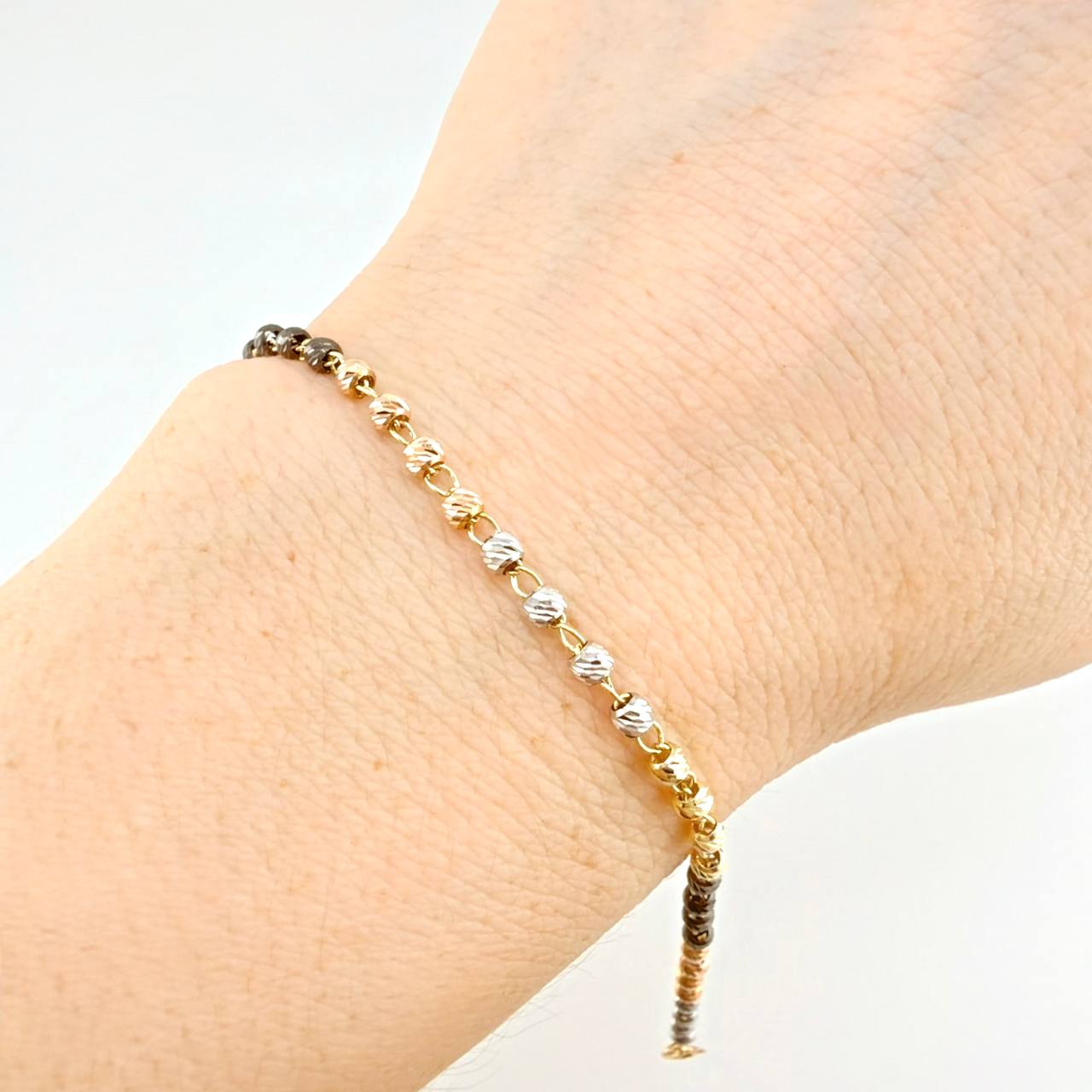 Pulso Tipo Militar Diamantado 2.35 g / 19.5 cm / 3 mm Tres Oros 18K