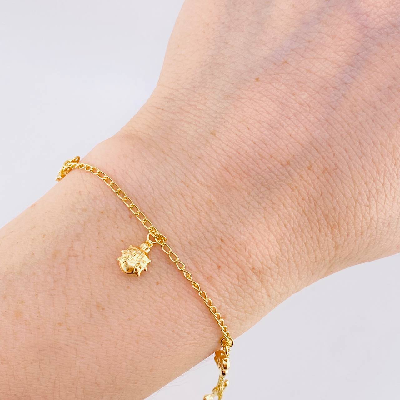 Pulso Espiga Dijes Animales 2.7 g / 19 cm / 1.6 mm Oro Amarillo 18K