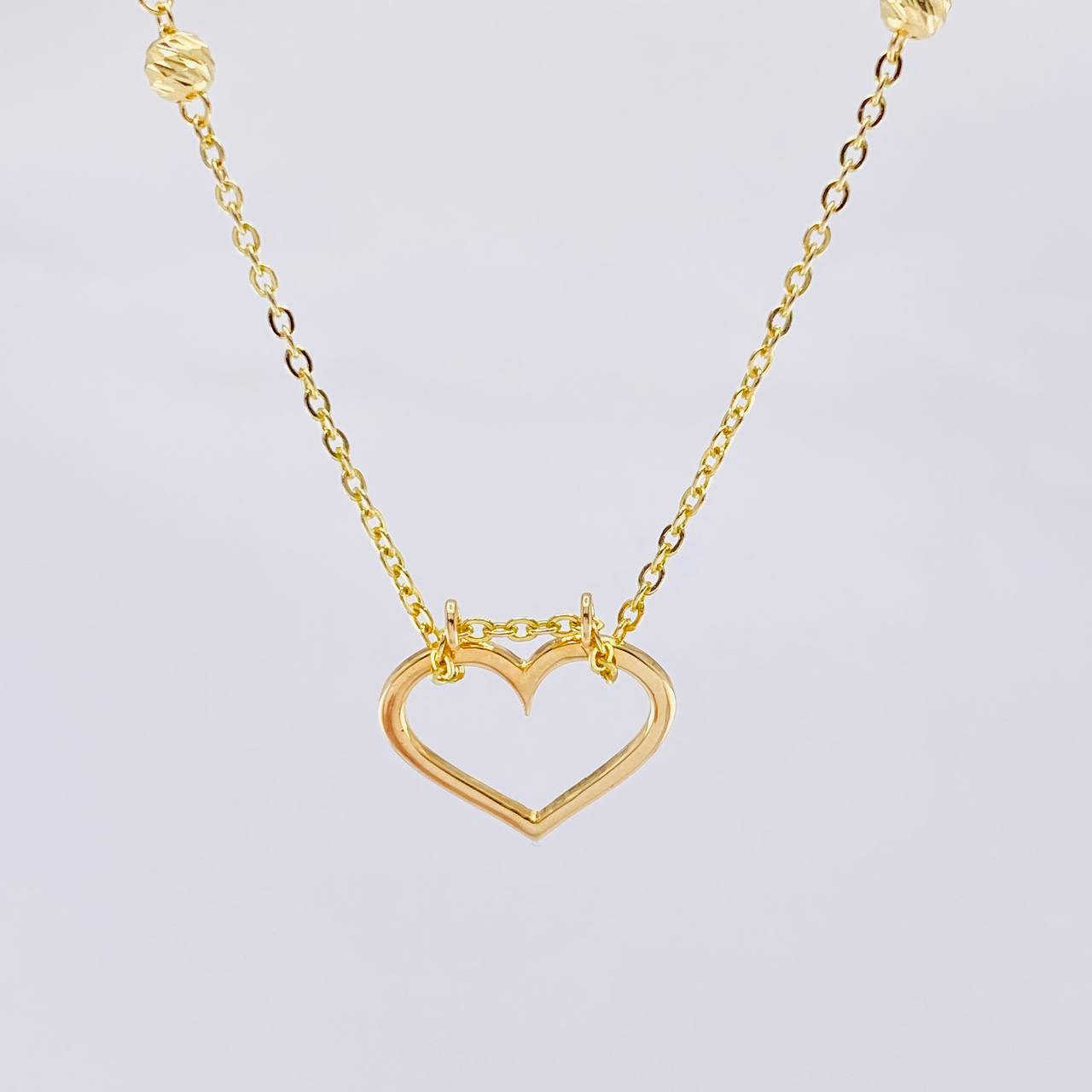 Cadena Aro Seguido Silueta Corazón 4 g / 43 cm / 1.6 mm Oro Amarillo 18K