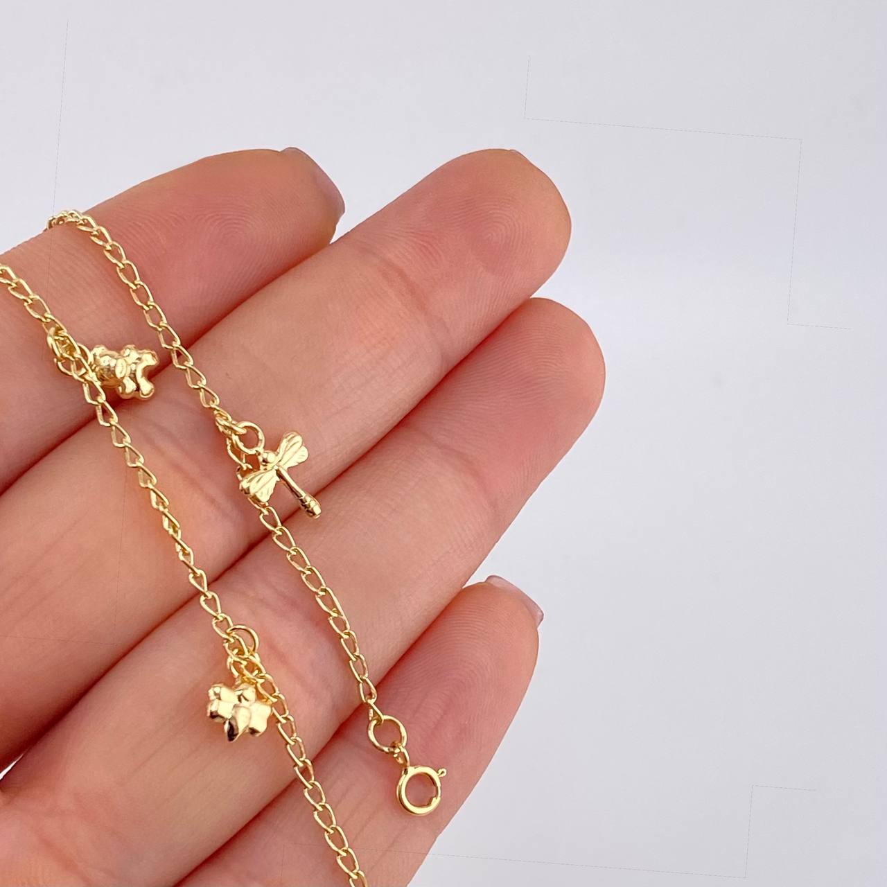 Pulso Espiga Dijes Animales 2.45 g / 19 cm / 1.6 mm Tres Oros 18K