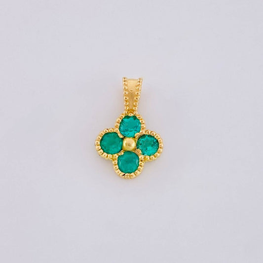 Dije Flor Esmeralda 39Pts 0.8 g / 1.2 cm Oro Amarillo 18K