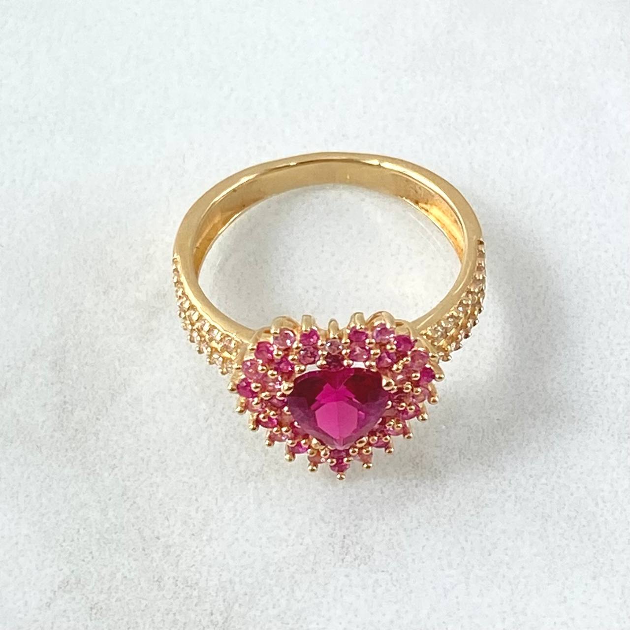 Anillo Corazon Tupido 3.8gr / T6 1/4 / Oro 18K ©