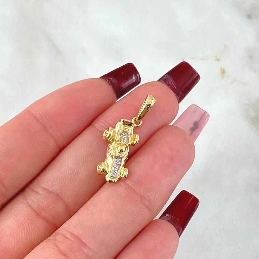 Dije Carro 1.55gr / 2.5cm / Oro 18K ©