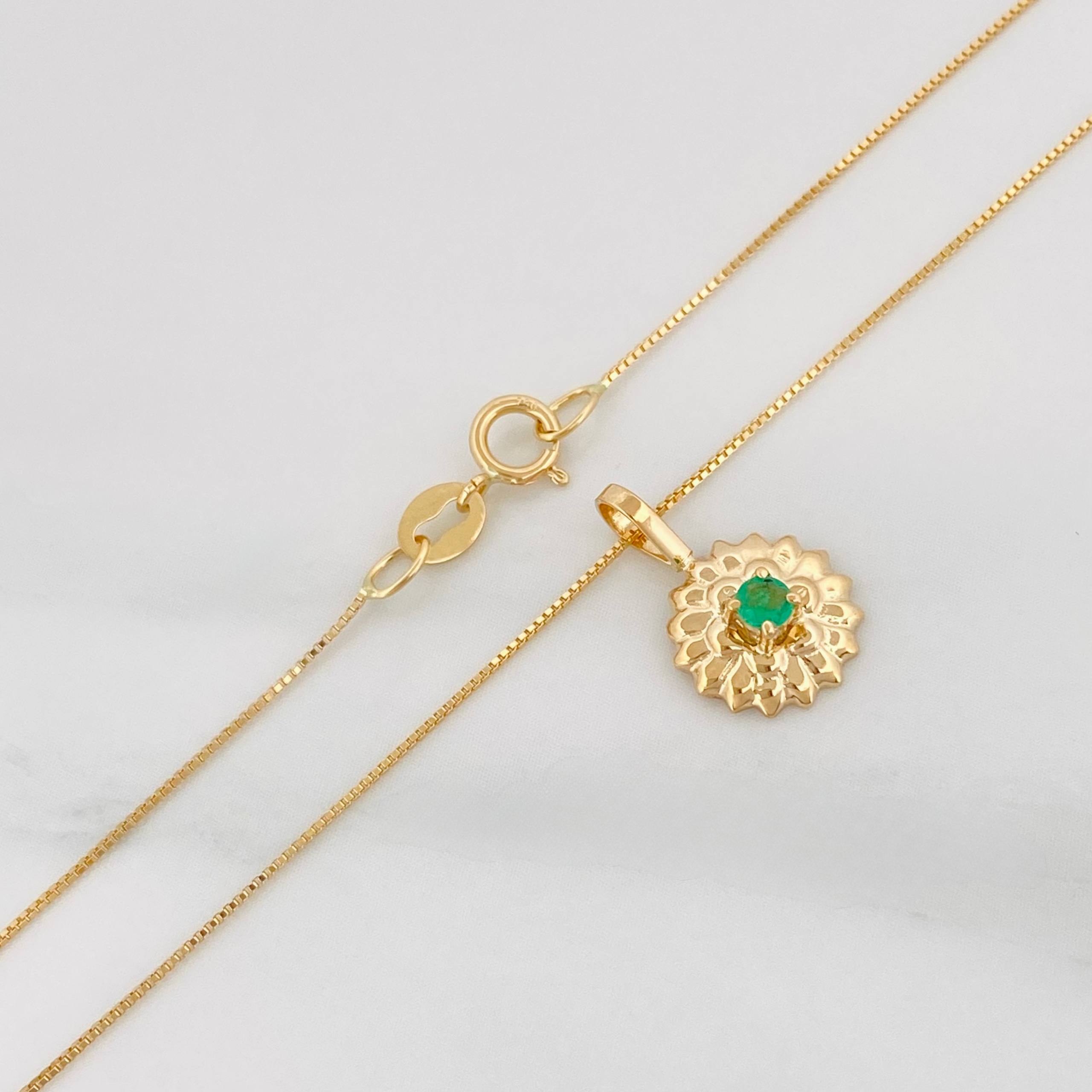 Set Cadena Veneciana + Dije Girasol Esmeralda 06Pts / 1.6 g / 50 cm Oro Amarillo 18K