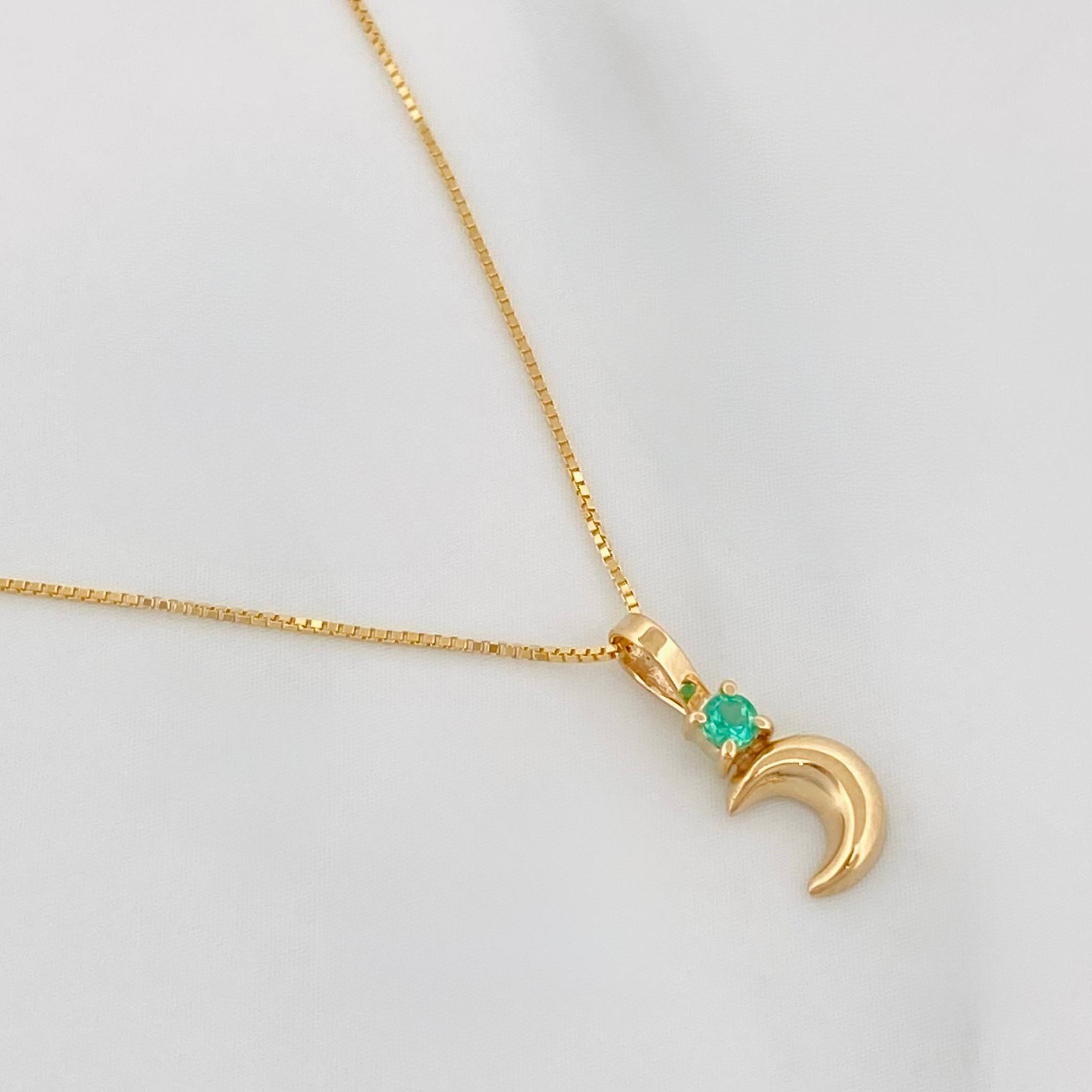 Set Cadena Veneciana + Dije Media Luna Esmeralda 03Pts / 1.2 g / 45 cm Oro Amarillo 18K
