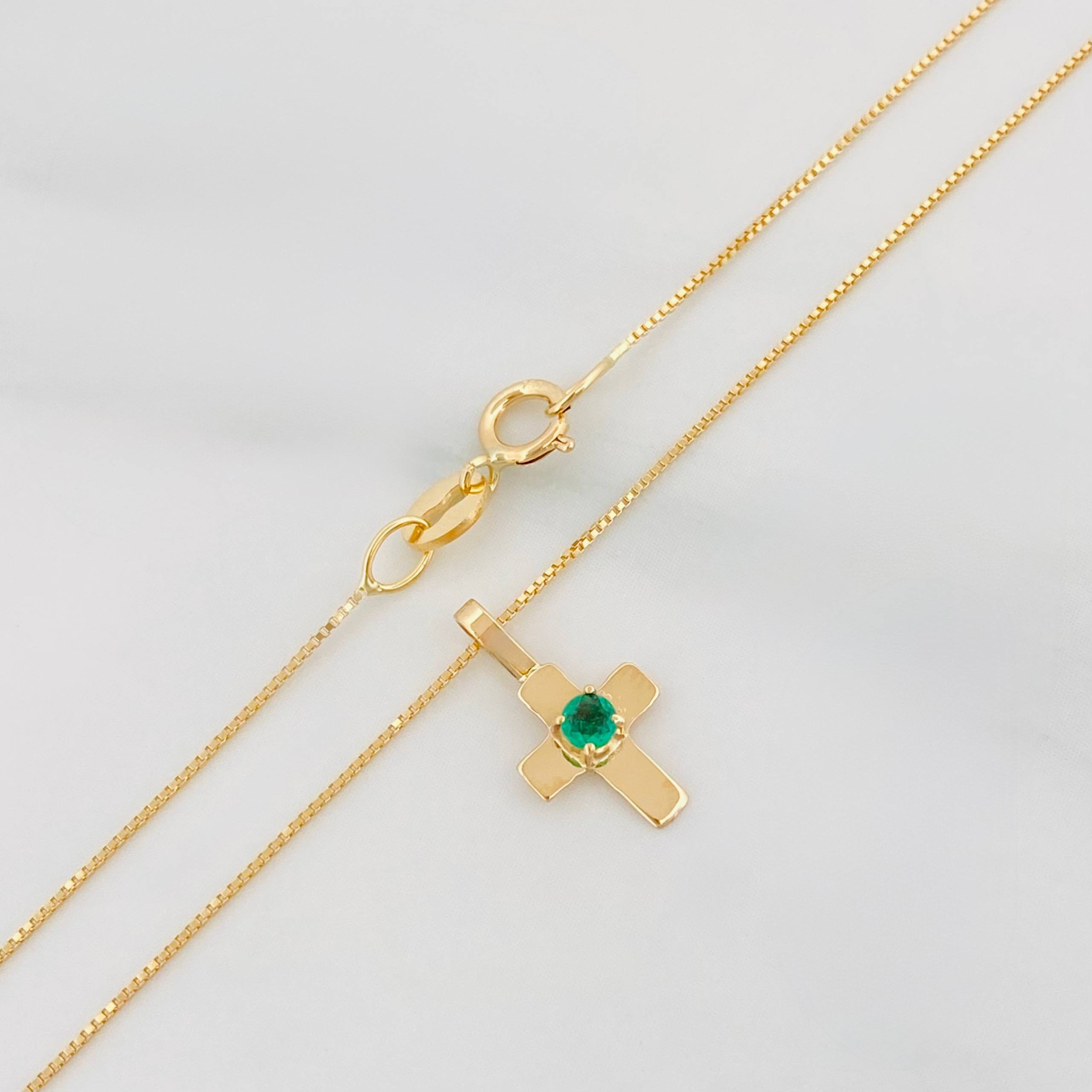 Set Cadena Veneciana + Dije Cruz Esmeralda 06Pts / 1.2 g / 50 cm Oro Amarillo 18K
