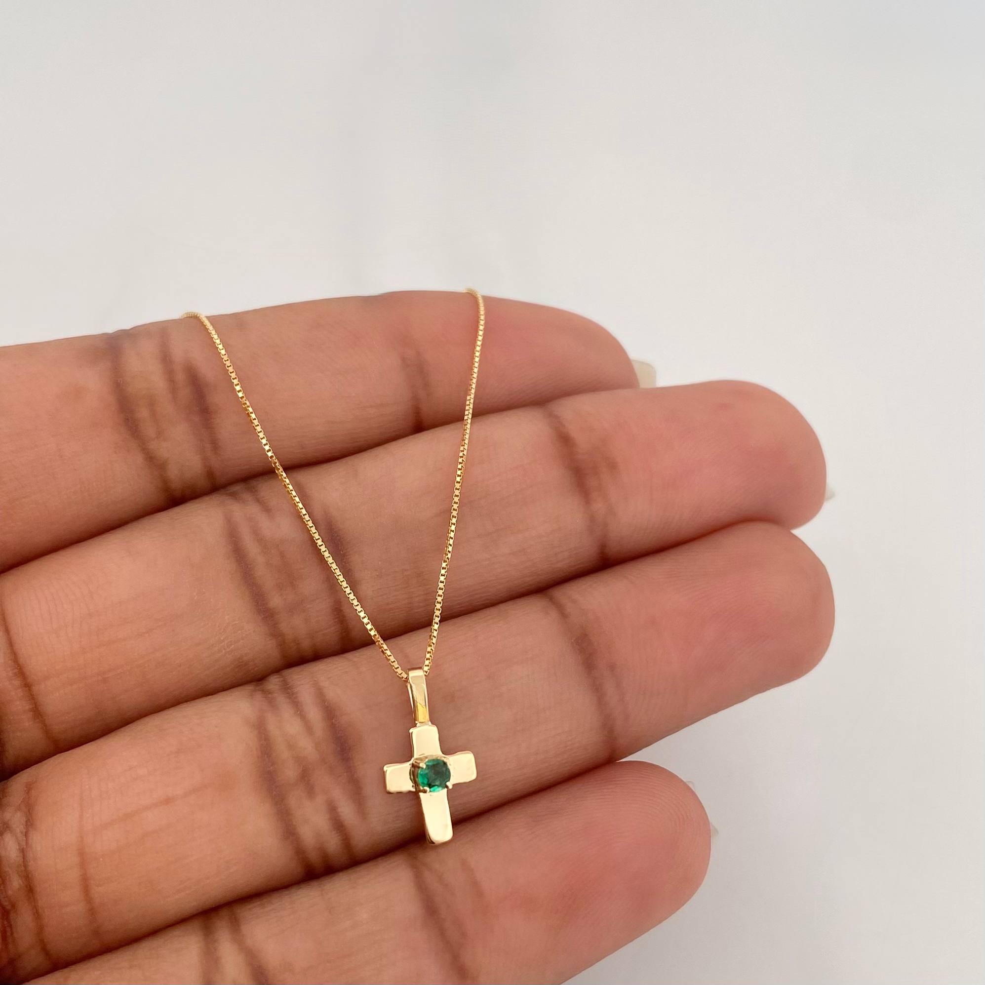 Set Cadena Veneciana + Dije Cruz Esmeralda 06Pts / 1.2 g / 50 cm Oro Amarillo 18K