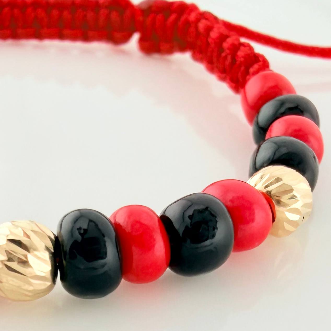 Pulsera Tejida Roja Mostacillas Oro Amarillo 18K