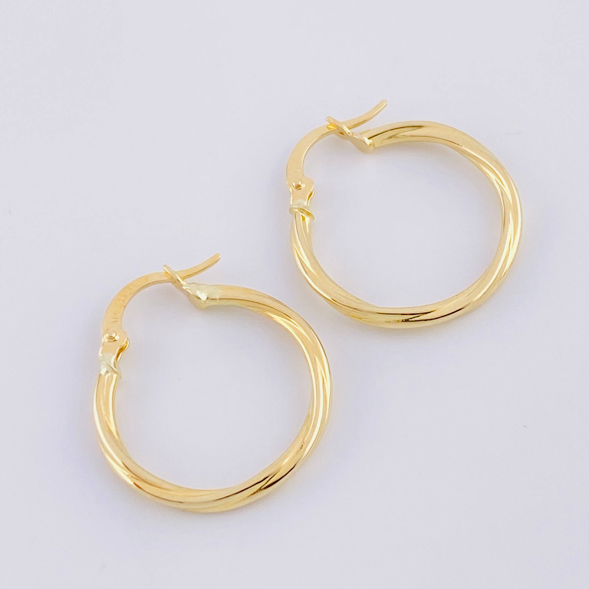 Candongas Mary 1.3g / 2.4cm Oro Amarillo 18K