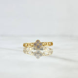 Anillo Flor Punteada Eslabones Huecos 2gr / T7 1/4 / Circones Blancos Oro Amarillo 18K