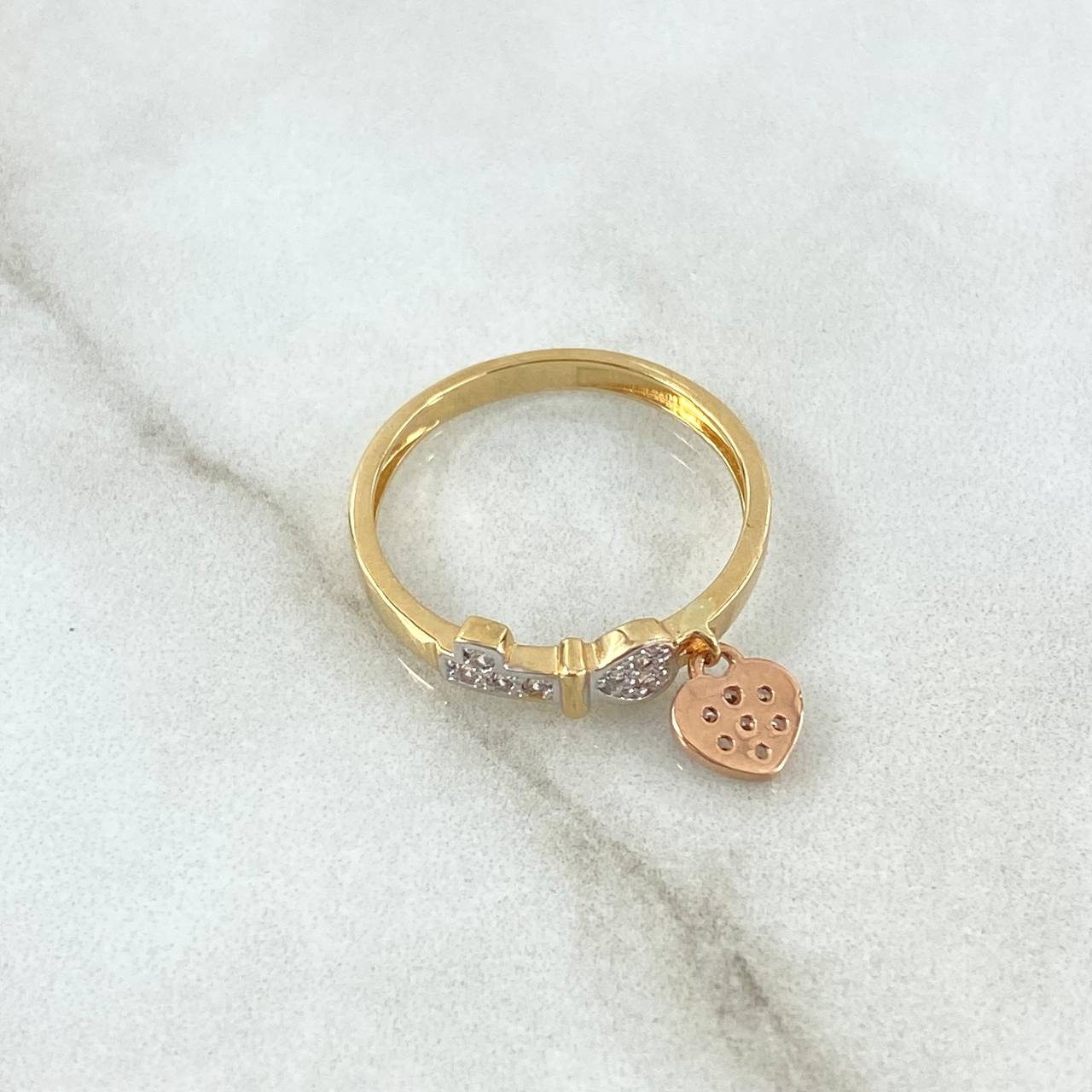 Anillo Corazón Colgante 2.3gr / T6 3/4 / Circones Blancos Tres Oros 18K