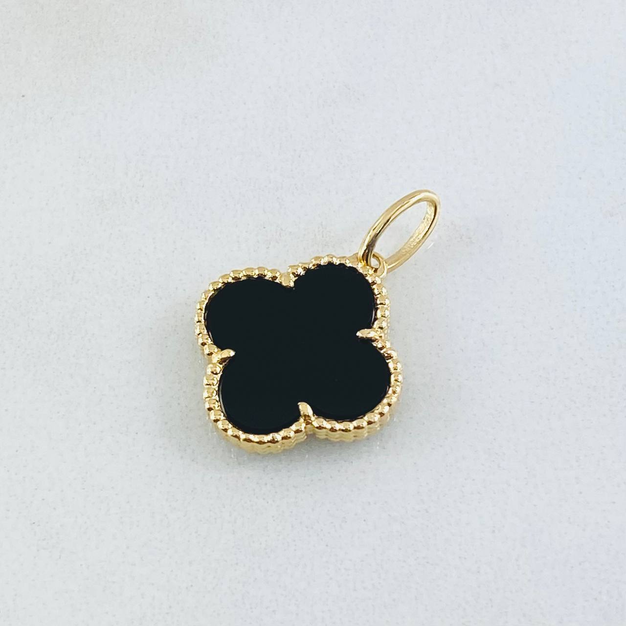 Dije Trebol Negro 1.9gr / 2.2cm / Oro Amarillo Nac.Esp. 18K