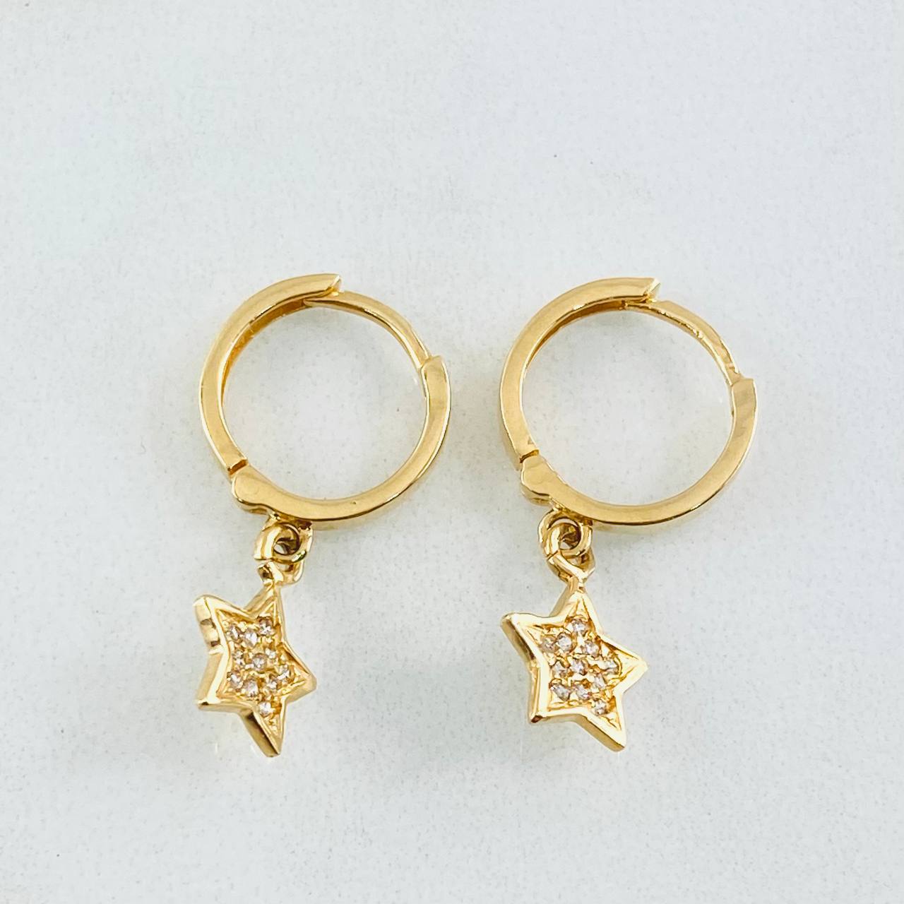 Candongas Estrella 2.45gr / 2.5cm / Oro Amarillo 18K ©