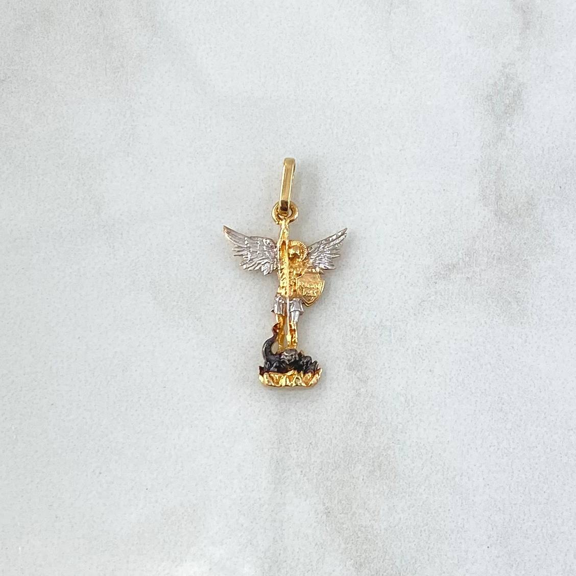 Dije San Miguel Arcangel 1.8gr / 2.7cm / Tres Oros 18K