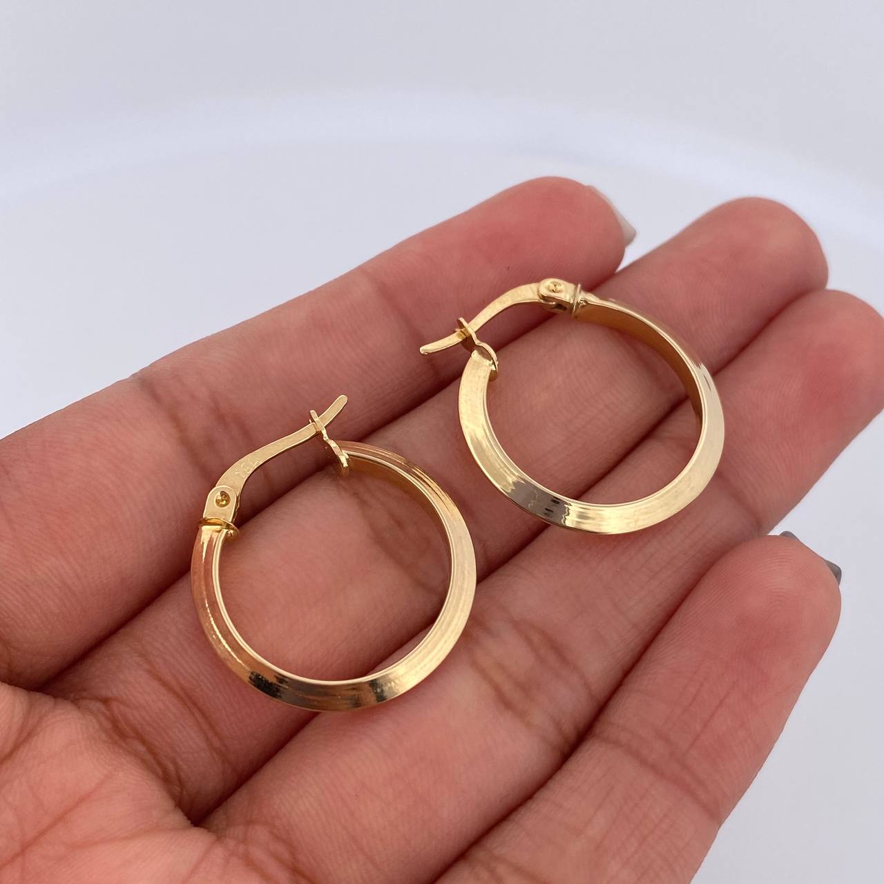 Candongas Clau 1.6gr / 2.4cm / Oro 18K &