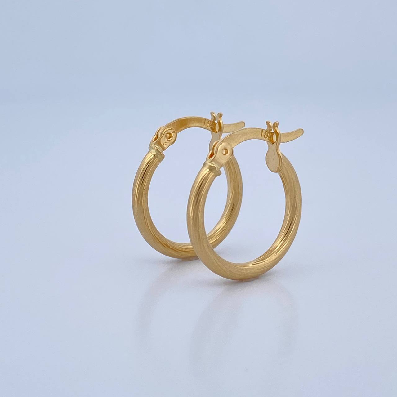 Candongas Sofi 1.55gr / 2cm / Oro 18K &
