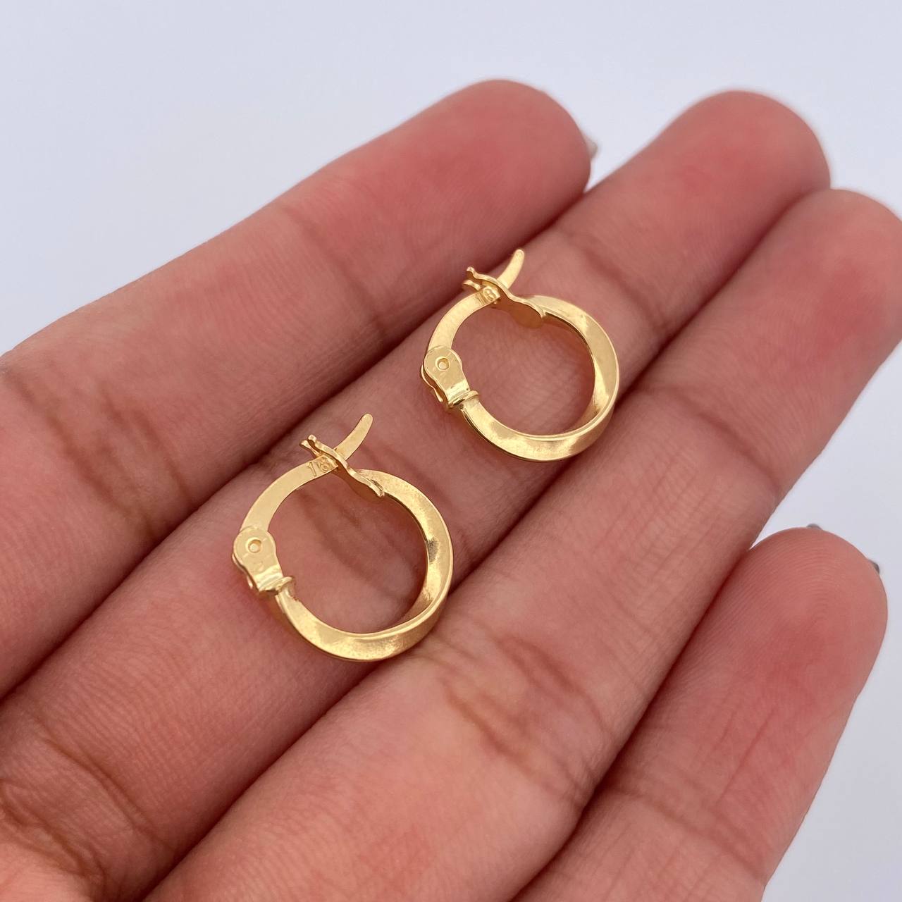 Candongas Kari 0.95gr / 1.4cm / Oro 18K &