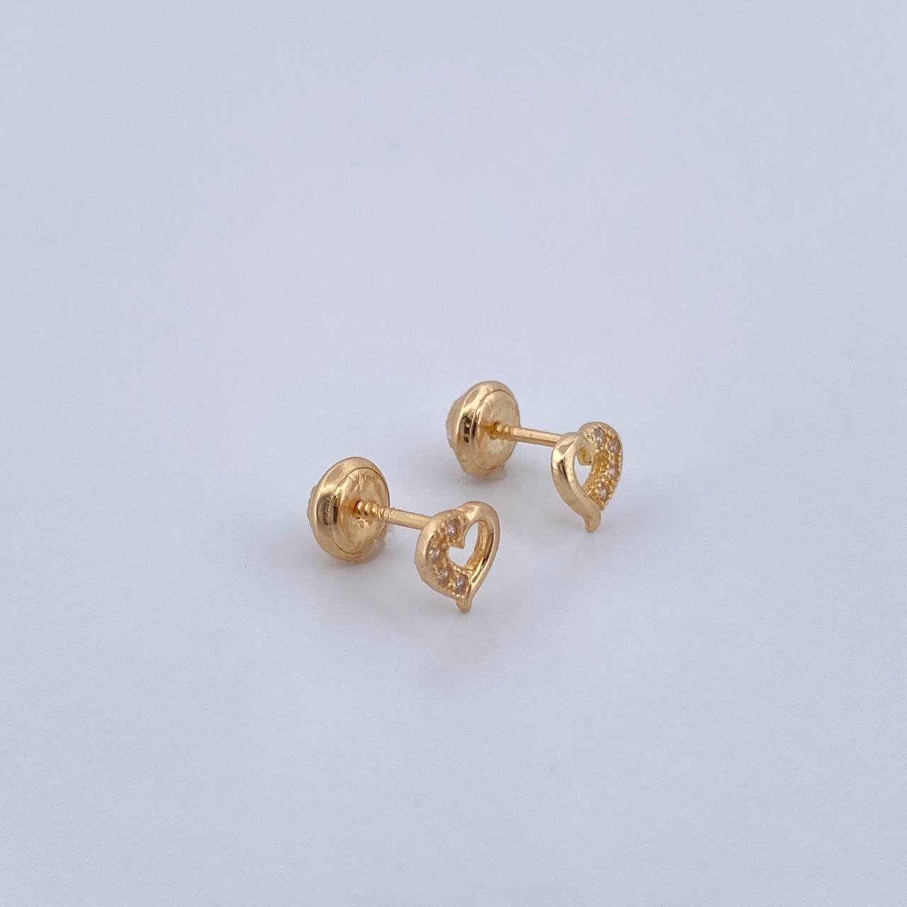 Topos Silueta Corazon  0.85gr / Oro 18K &
