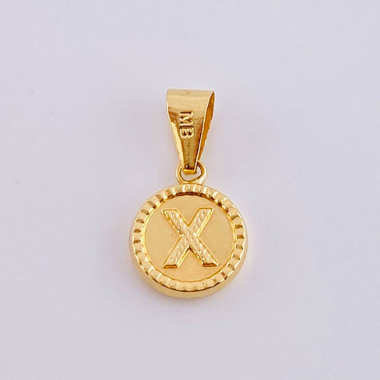 Dije Letra X 0.65gr / 1.8cm / Oro Amarillo 18K