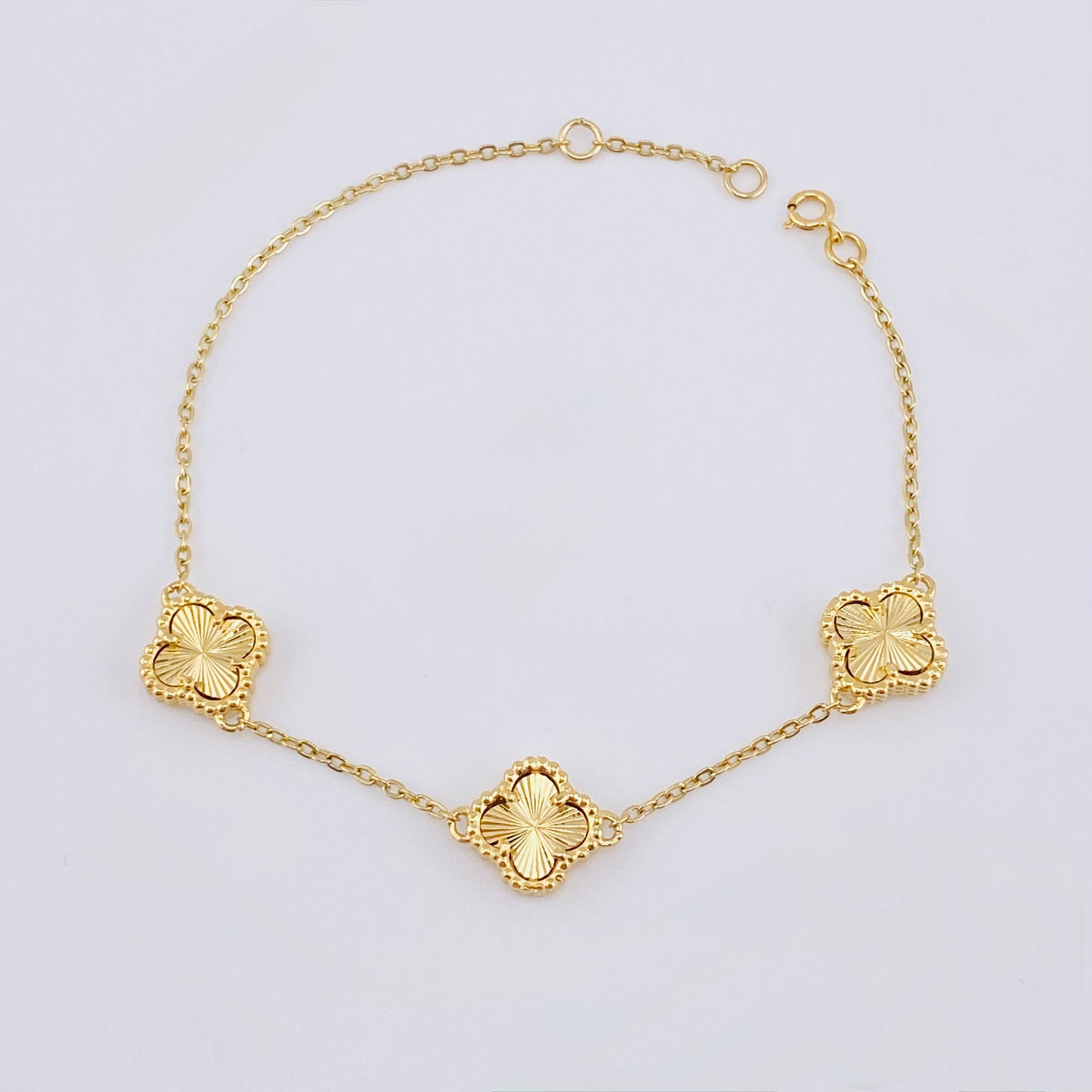 Pulso Trebol Dorado Aro Seguido 4.6gr / 17cm-18.5cm / 1.4mm Oro Amarillo Nac.Esp. 18K ©