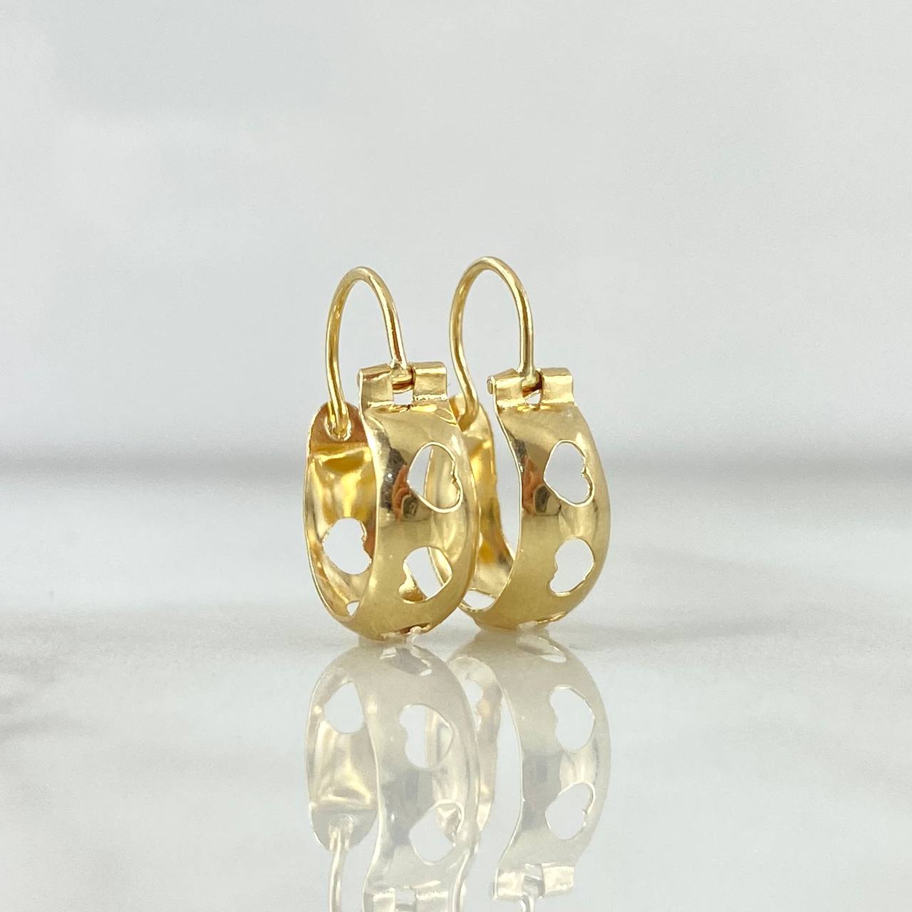 Candongas Ash Corazones 0.75gr / 1.6cm / Lisas Oro Amarillo 18K