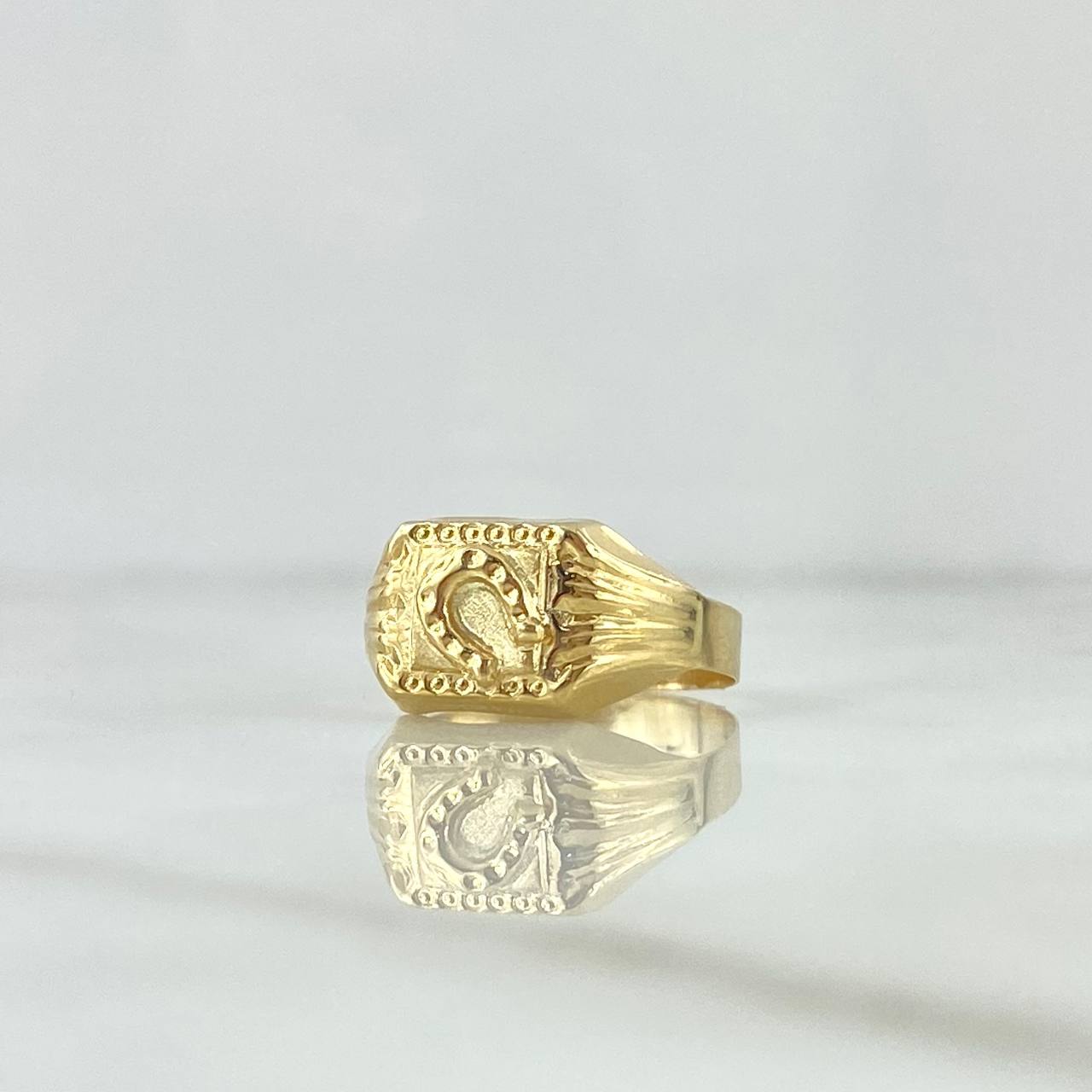 Anillo sello herradura 1.4gr / T7 1/2 / Oro Amarillo 18K