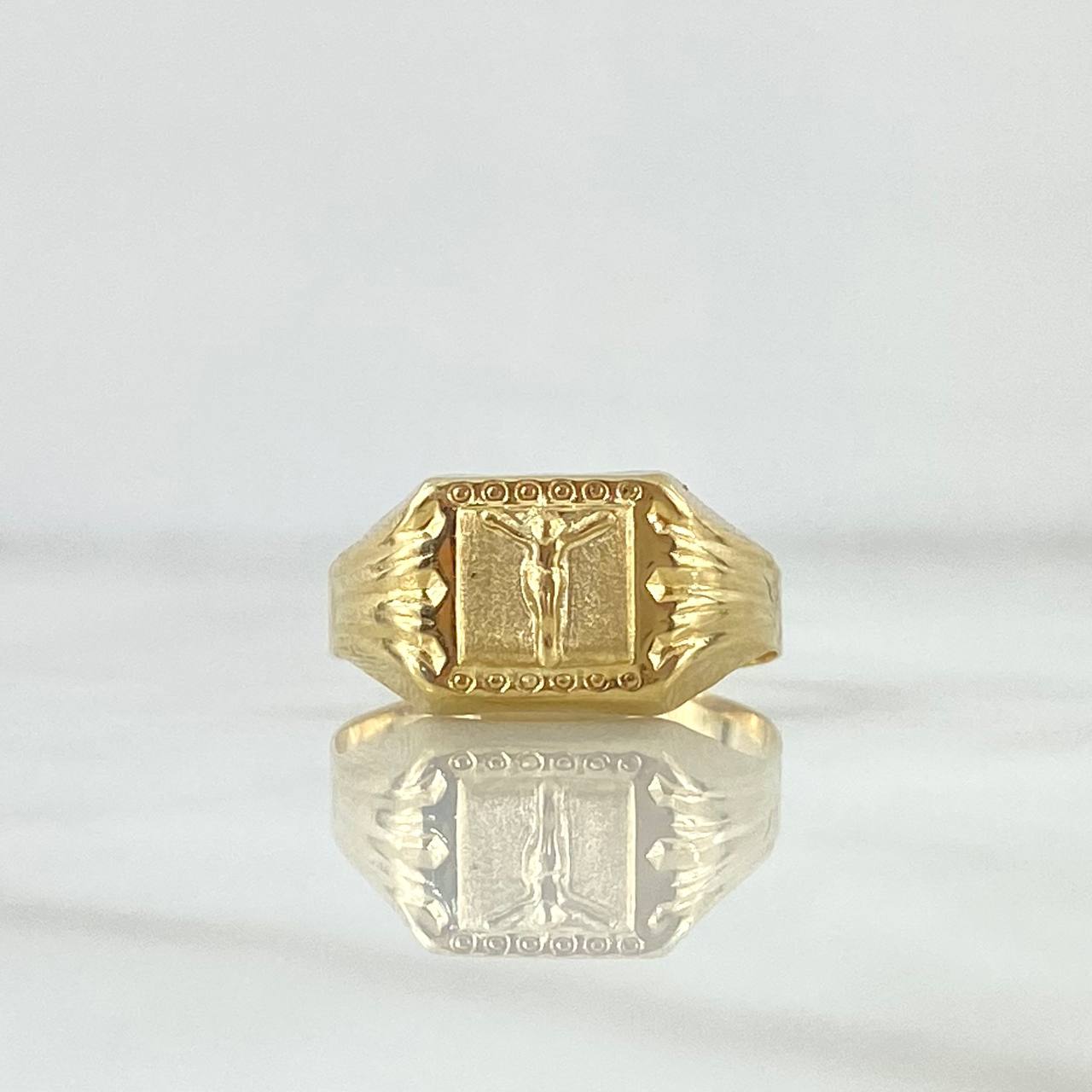 Anillo Sello cristo 1.5gr / T7 3/4 / Oro Amarillo 18K