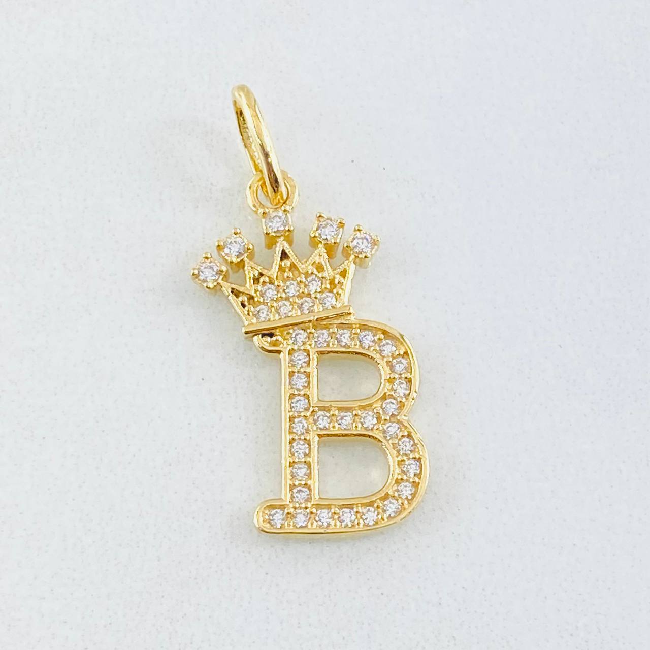 Dije Corona Letra B 1.9gr / 2.5cm / Oro Amarillo 18K