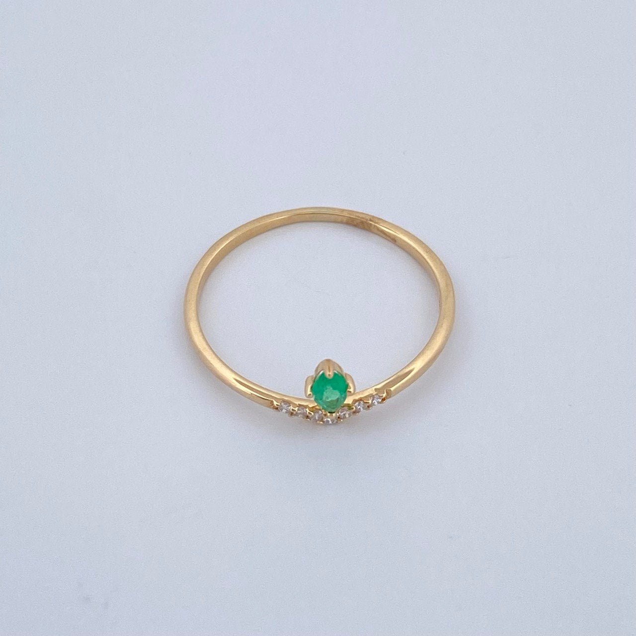 Anillo Gota Esmeralda 0.95gr / T6 1/2 / Oro Amarillo 18K &
