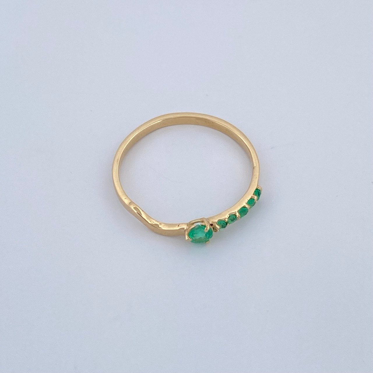 Anillo Stefy Esmeraldas 1.3gr / T6 3/4 / Oro Amarillo 18K &