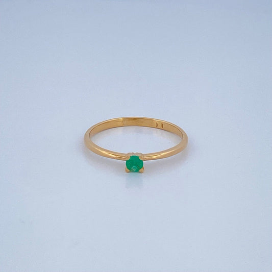 Anillo Solitario Esmeralda 1.3gr / T7 / Oro Amarillo 18K &