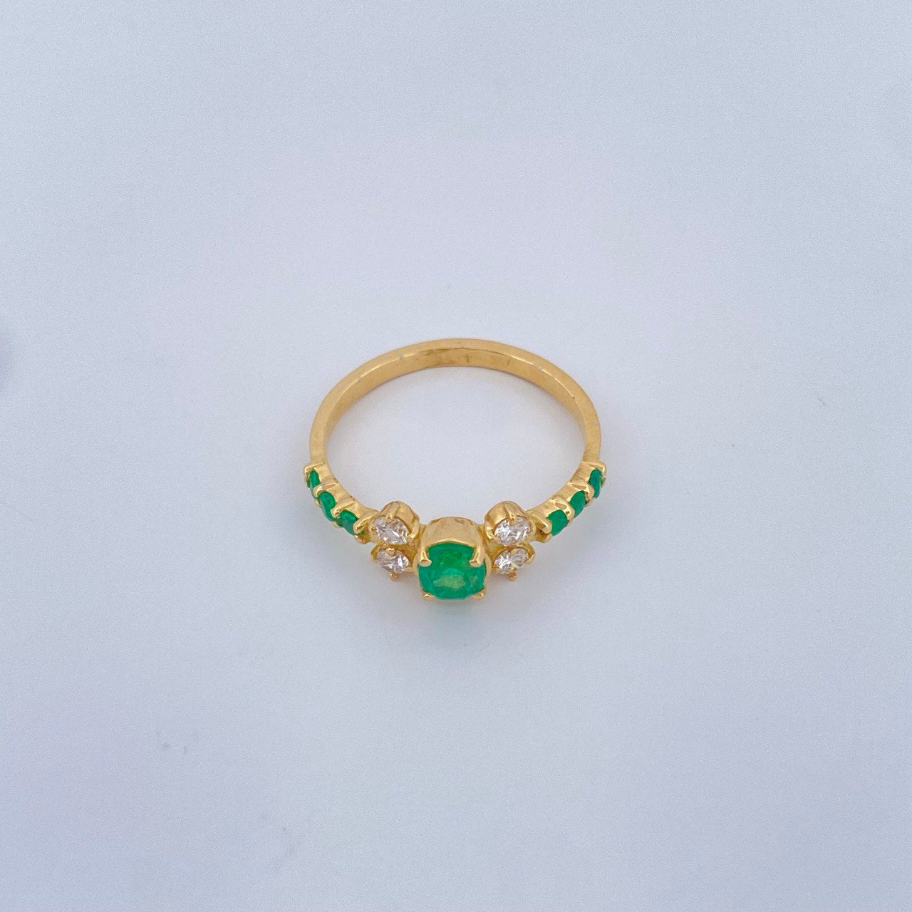 Anillo Solitario Moño Esmeraldas 2.75gr / T7 3/4 / Oro Amarillo 18K &