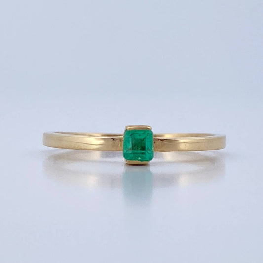 Anillo Solitario Esmeralda 1.5gr / T5 3/4 / Oro Amarillo 18K &