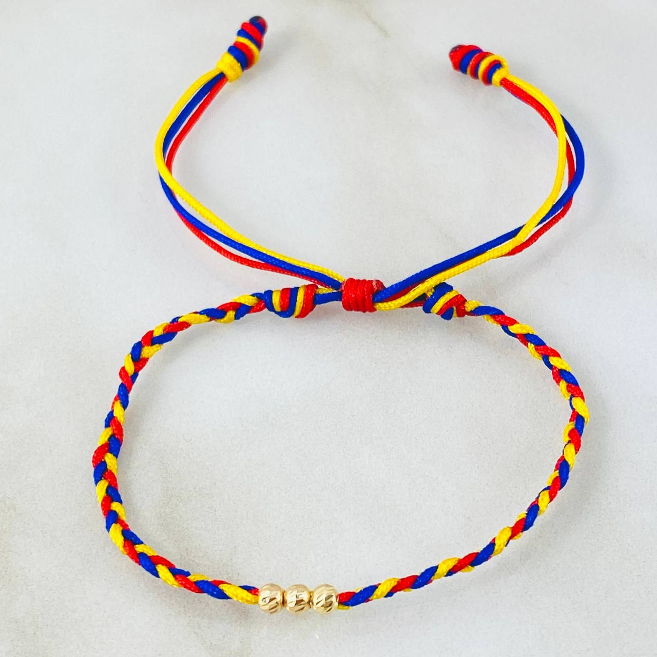 Pulsera Tricolor Bolas Estilo 4° 0.2gr / Oro Amarillo 18K *