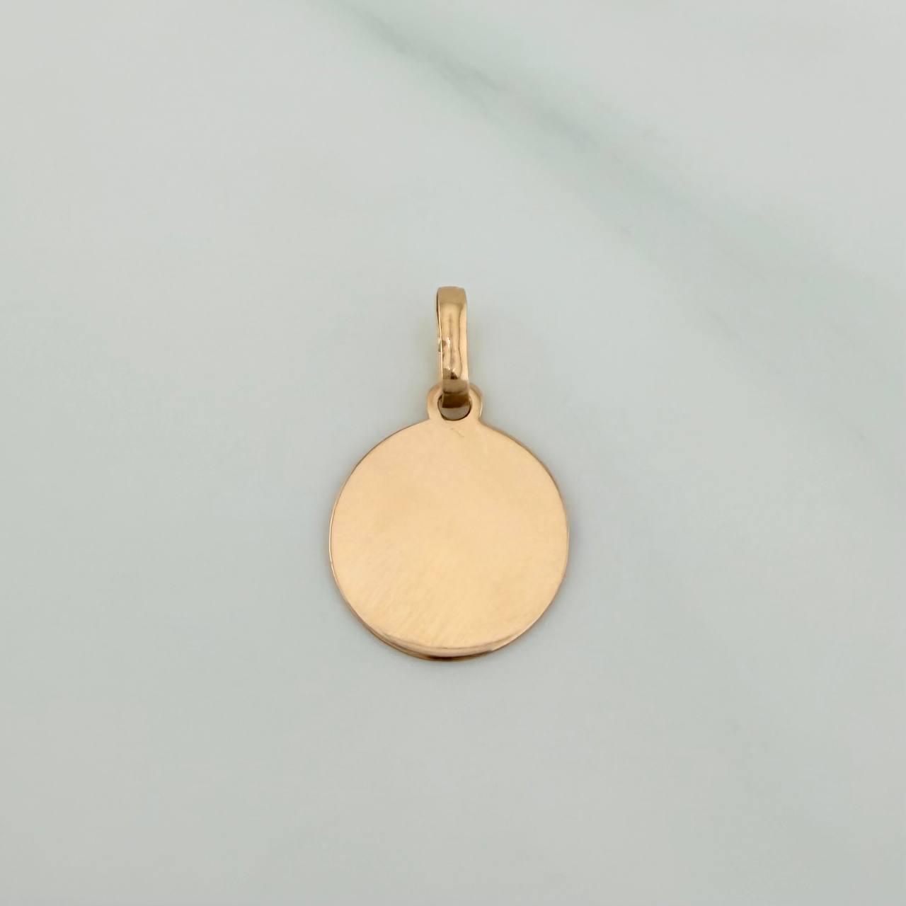Dije Placa Circular 0.5gr / 1.8cm / Oro Amarillo 18K %