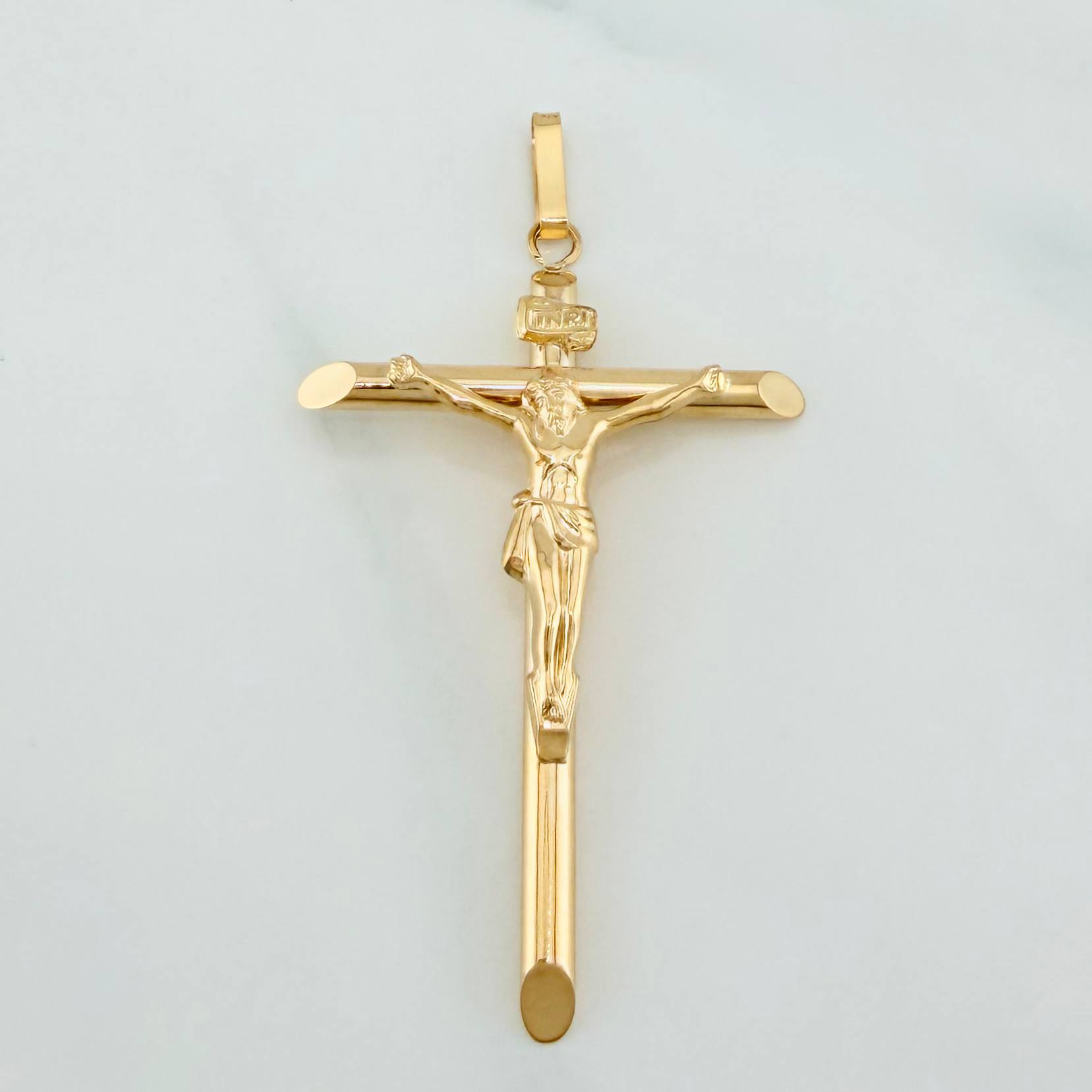 Dije Cruz Cristo Puntas Plana 2.9g / 6cm Oro Amarillo 18K