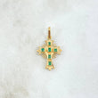 Dije Crúz De Altar 1.05gr / 2.5cm / Esmeraldas 24pts Oro Amarillo 18K (Joya) ©