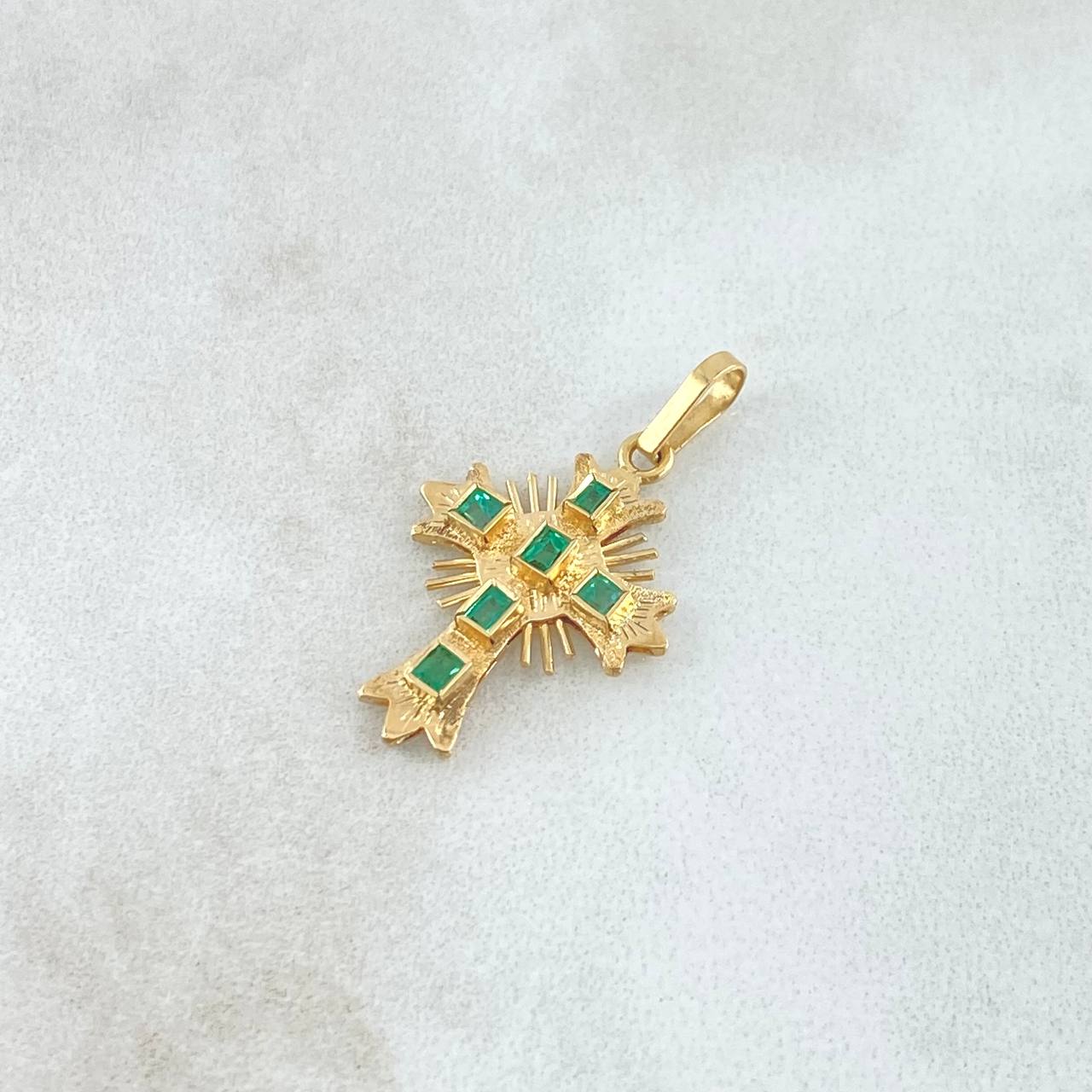 Dije Cruz de Altar 1.15gr / 2.5cm / Esmeraldas 30pts Oro Amarillo 18K (Joya)