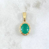 Dije Ovalo 2.8gr / 2.4cm / Diamantes 6pts Esmeralda 3.1 Qts Oro Amarillo 18K (Joya) ©