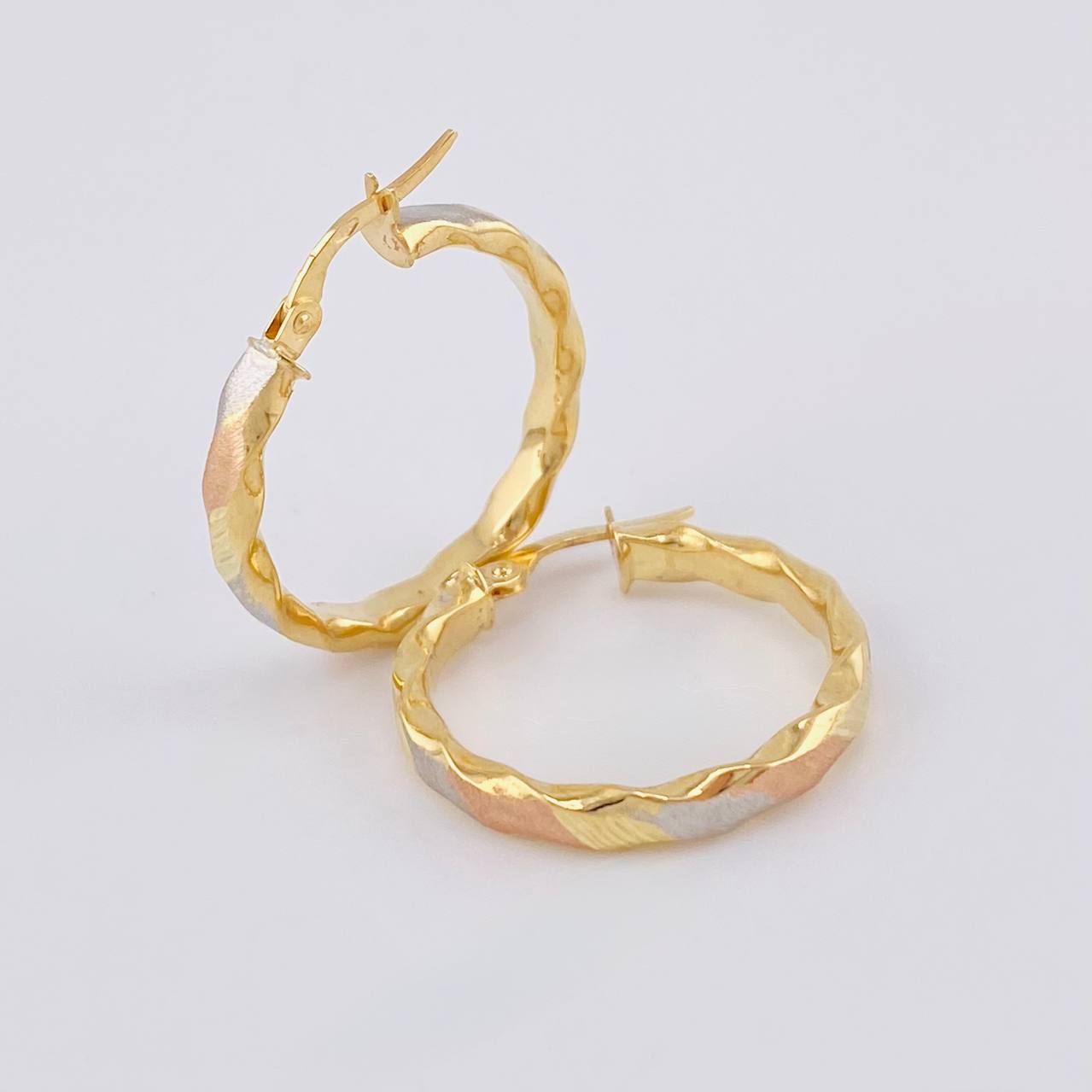 Candongas Ale 2.35 g / 2.5 cm Tres Oros 18K