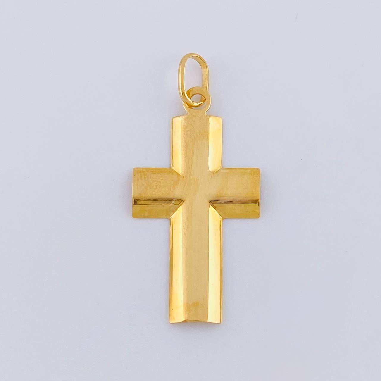 Dije Cruz Lisa 1.3 g / 3.2 cm Oro Amarillo 18K